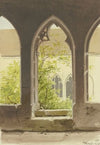 Blick aus dem Kreuzgang in den zugewachsenen Klosterhof der Stiftskirche St. Peter und Paul in Bad Wimpfen