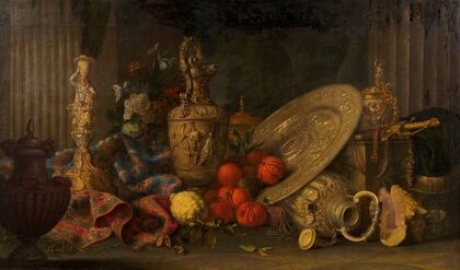 Composition aux pièces d’argent, tapis d’Orient, vase en porphyre, coquillage, bigarade et cédrat