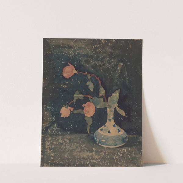 Drie rozen in een oosterse vaas by Theo Nieuwenhuis