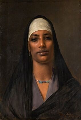 Egyptian woman with a lapis necklace
