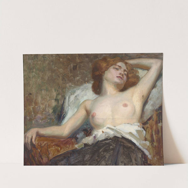 Femme au buste dénudé allongée by Alys Prat