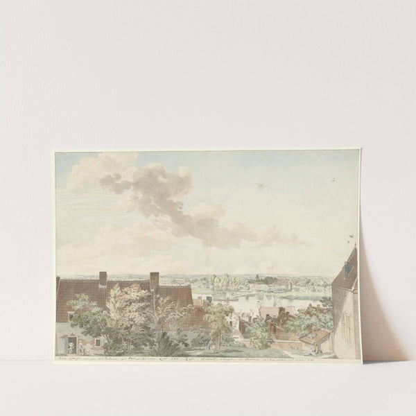 Gezicht te Nijmegen met een veer over de rivier by Hendrik Hoogers