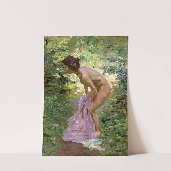 Mädchen versteckt sich im Gebüsch by Ernst Burmester