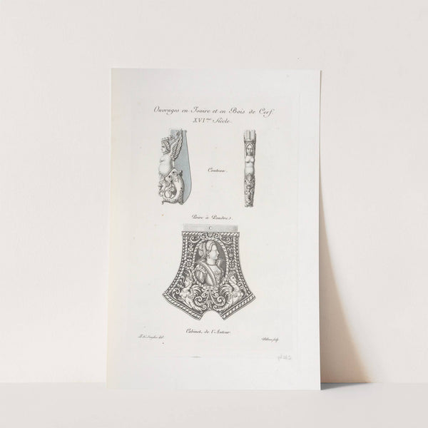 Ouvrages en ivoire et en bois de cerf. XVIme. siècle. Couteau. Poire à poudre. by Nicolas Xavier Willemin