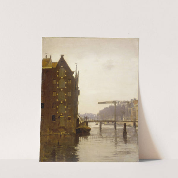 Pakhuizen aan een Amsterdamse gracht op Uilenburg by Willem Witsen