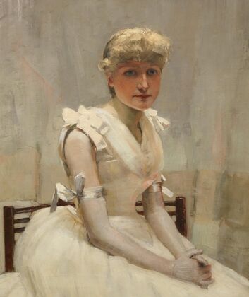 Portrait of a young lady — size preview