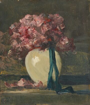 Rosa Blumen in weißer Vase