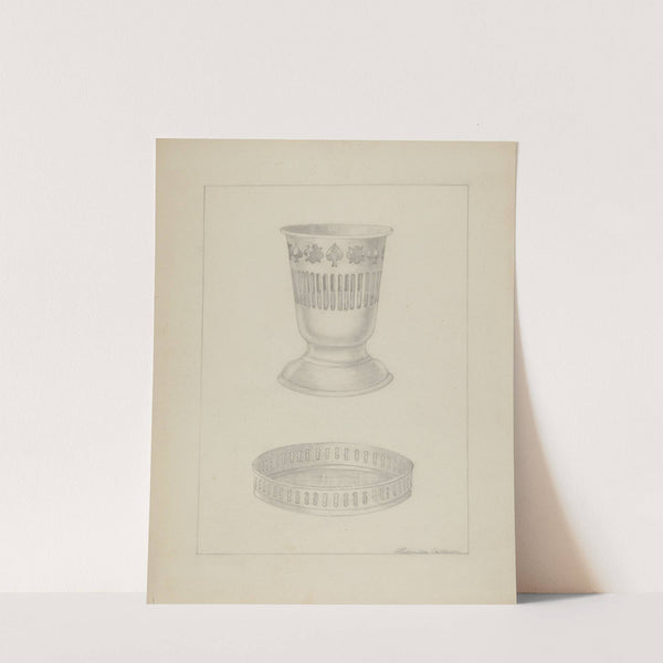 Silver Glass Holder by Ludmilla Calderon