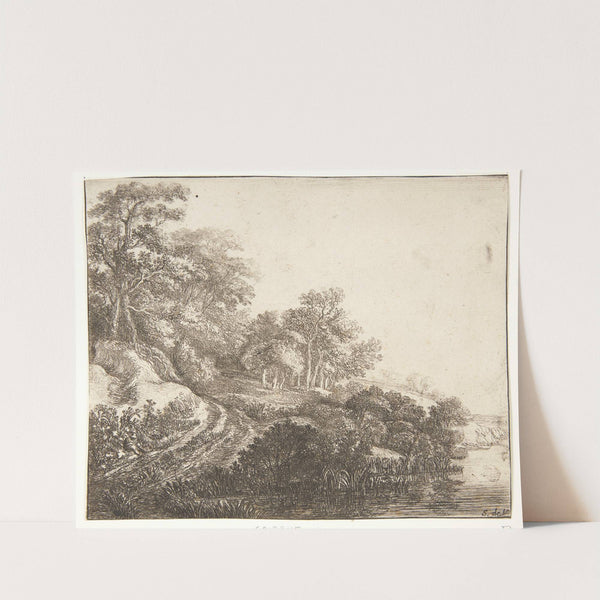 Sti, der fører op ad en skovklædt bakke by Simon de Vlieger