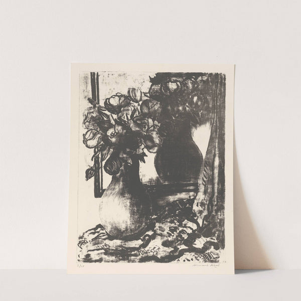 Vase de fleurs devant un miroir (20th Century) by Armand Apol