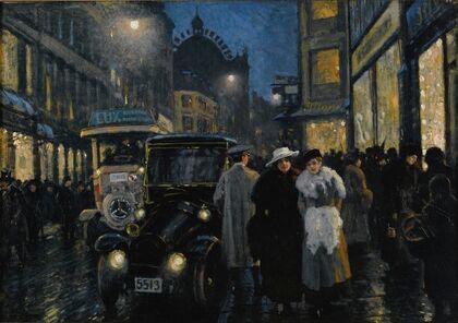 An Evening Stroll On The Boulevard