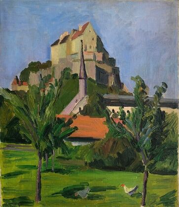 Burghausen – Garten mit HÃ¼hnern, im Hintergrund die Burganlage