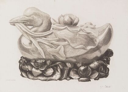 Canard au décor de nénuphar posé sur un socle (1890)