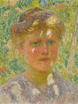 Jeune fille aux cheveux blonds