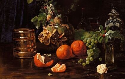 Opstilling med appelsiner, druer, blomster og forskellige krukker