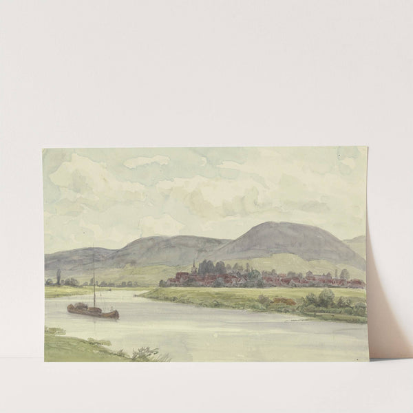 Ortschaft an einem Fluß mit Bergen im Mittelgrund by Peter Burnitz