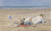 Rustend kindermeisje met twee kinderen op het strand
