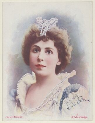 Viola Allen in The Palace of the King (1900)